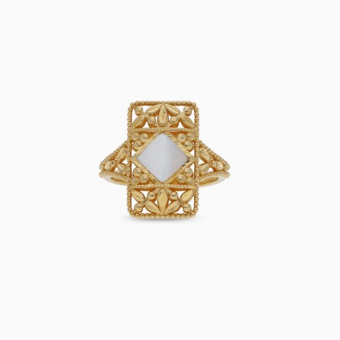 18k Yellow Gold Ring with Mother of Pearl from danah Collection