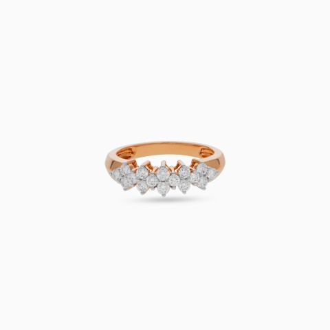 Elegant 18K Rose Gold Ring Adorned with Diamonds – Scala Collection