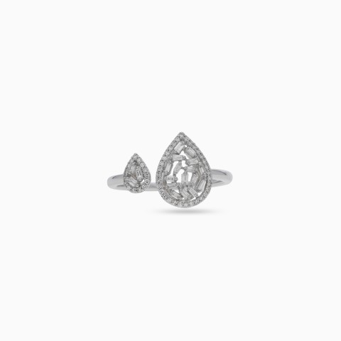 18K White Gold Baguette Diamond Ring – Frost Collection