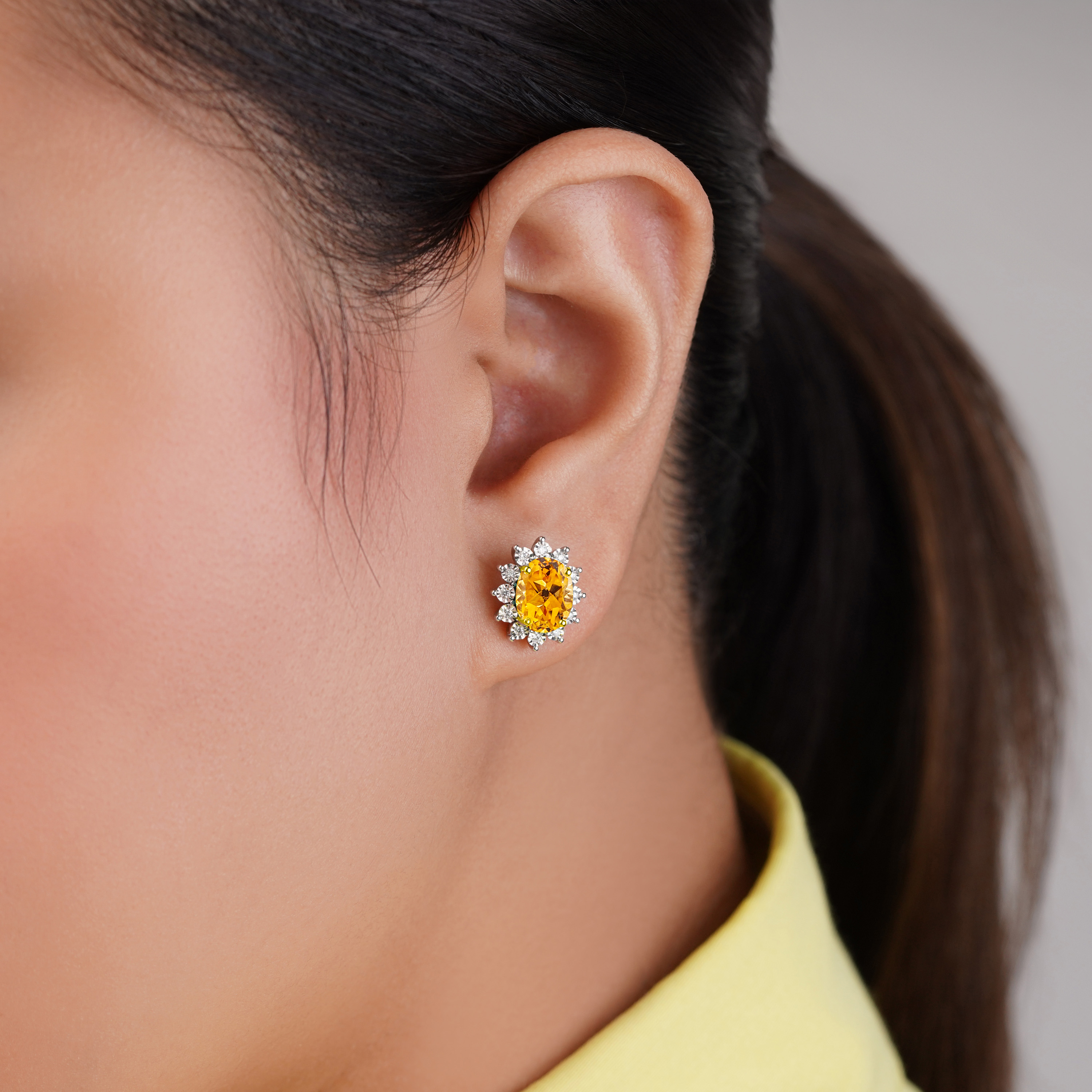 18k Yellow Gold Earrings With Citrine Stone from Diana Collection