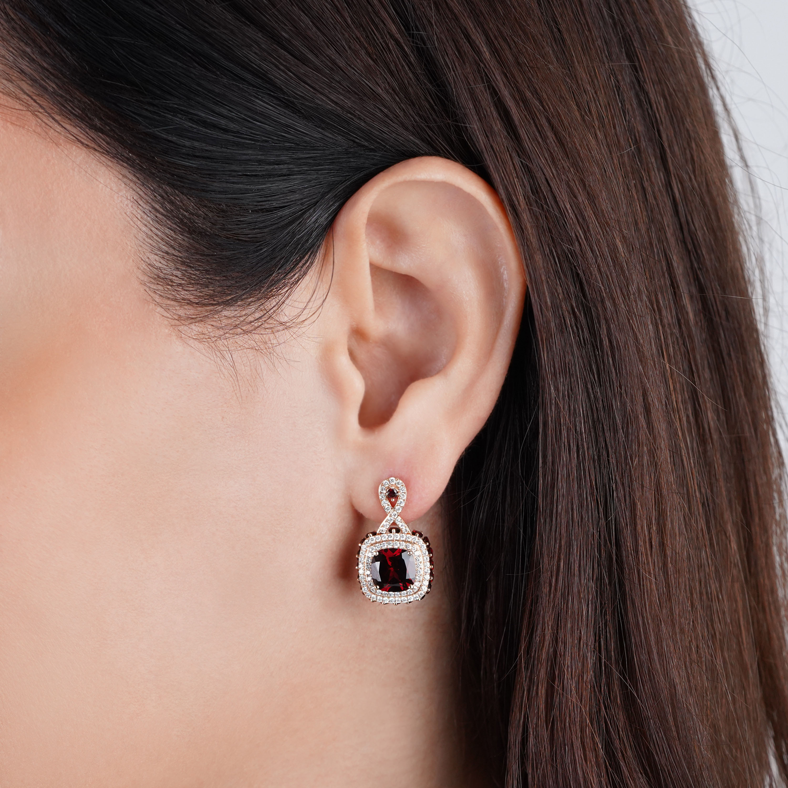 18K Rose Gold Earrings with Diamonds and Garnet – Vida Collection