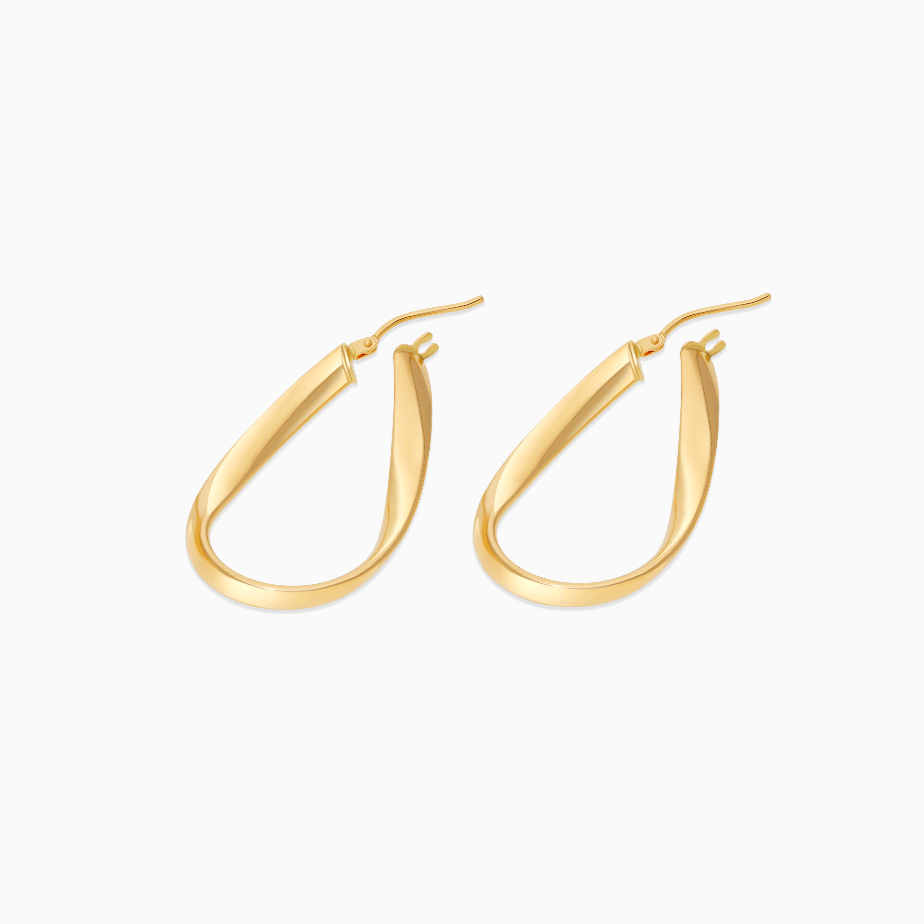 Elegant 18K Yellow Gold Oval Hoop Earrings - Hoops Collection