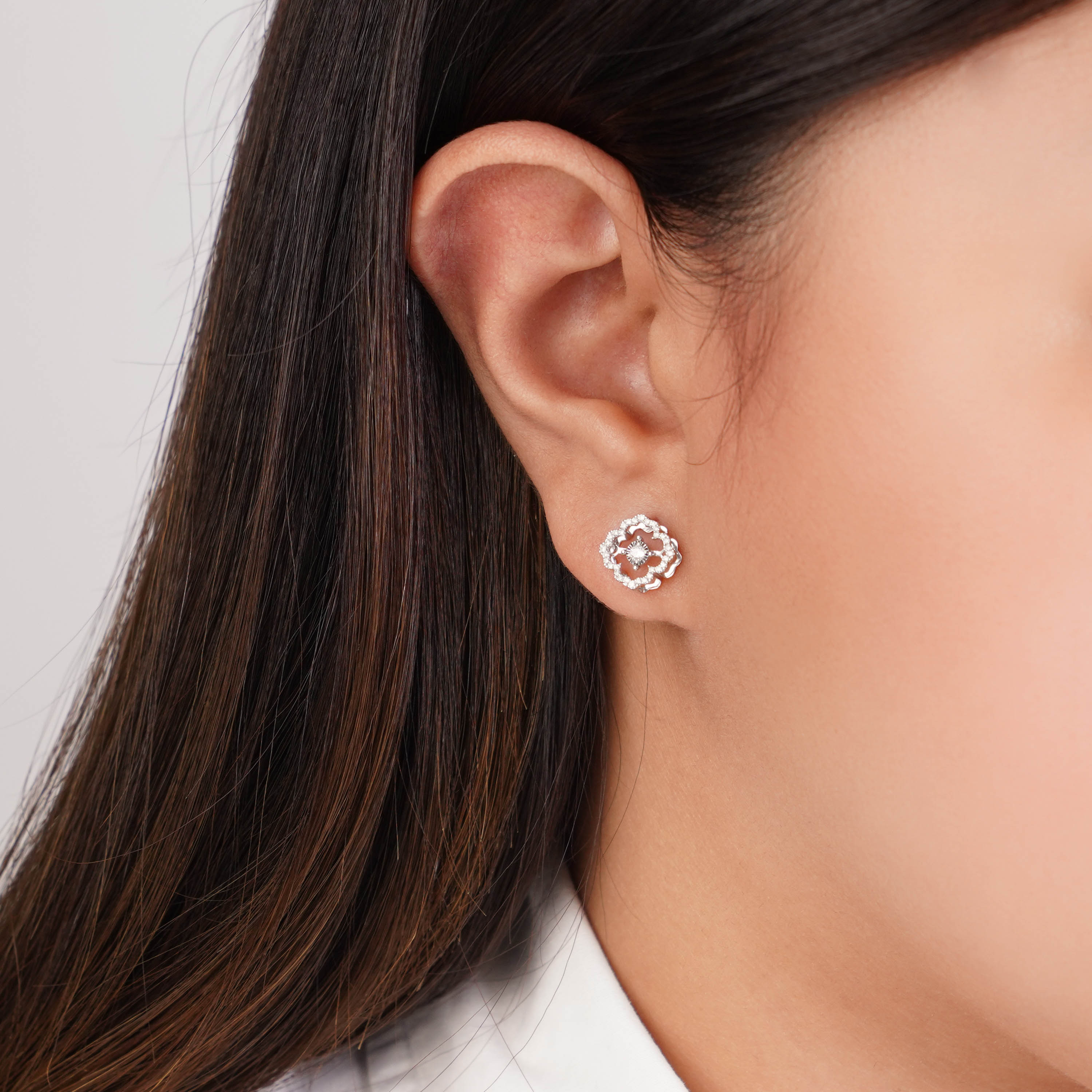 18K White Gold Dancing Diamond Earrings - Dancing Diamond Collection