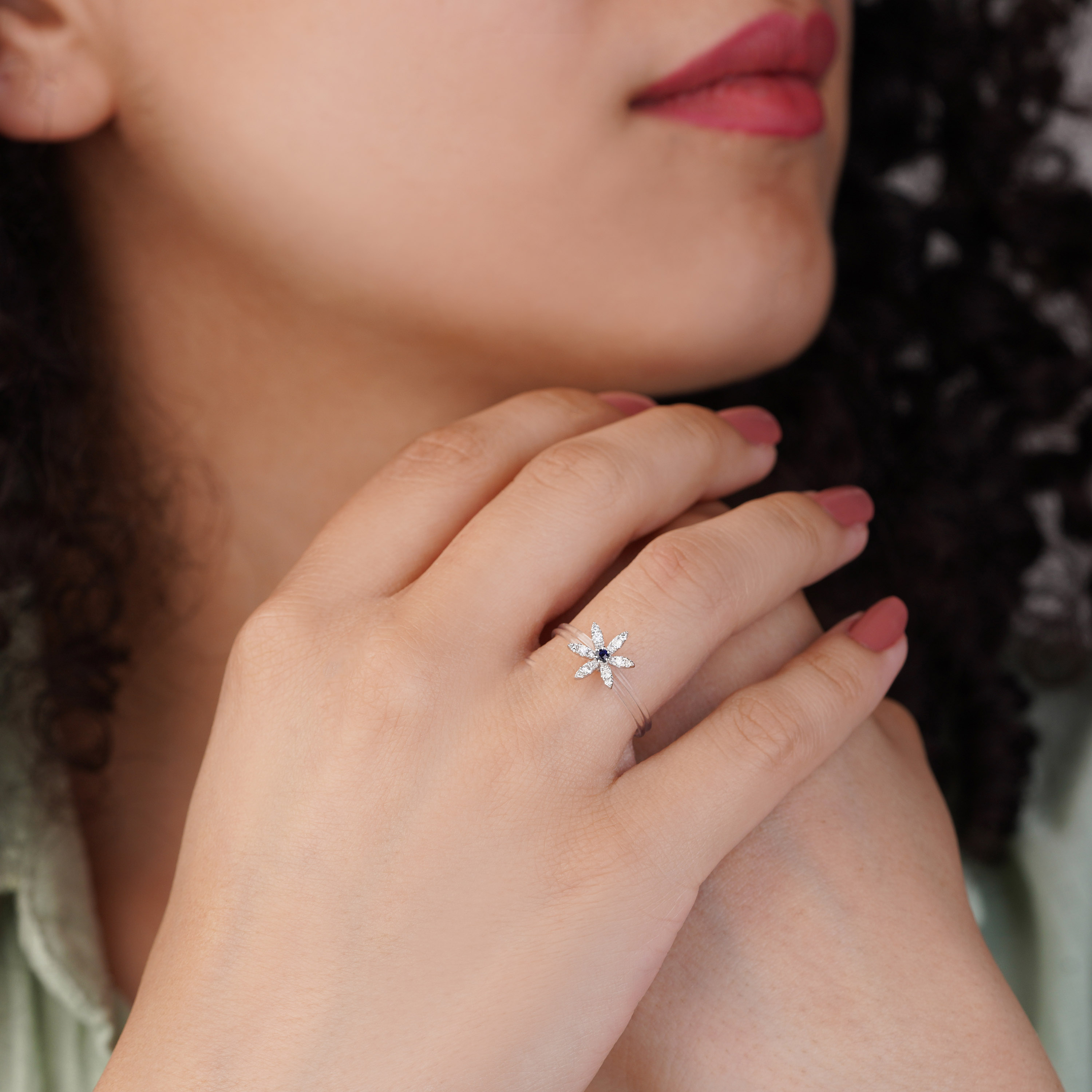 18K White Gold Sapphire and Diamond Ring – Float Collection