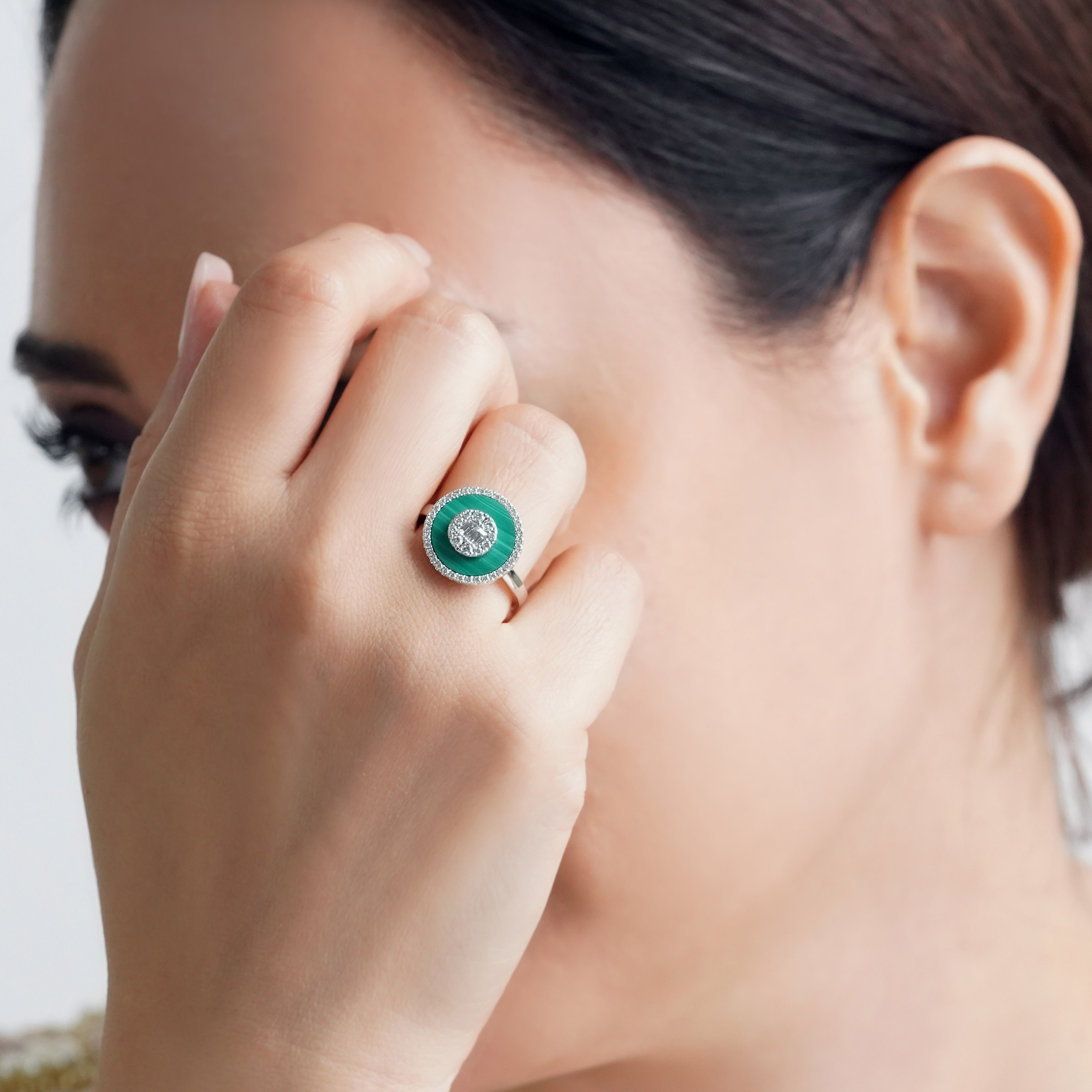 18K White Gold Ring with Diamonds & Malachite – Mosaic Collection