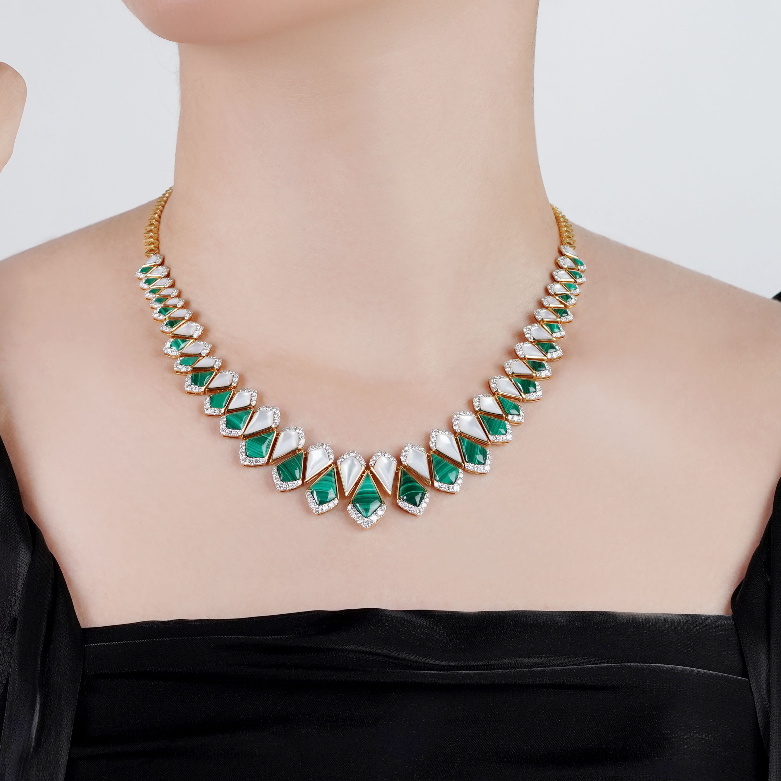 18K Yellow Gold Diamond & Malachite Choker – Mosaic Collection
