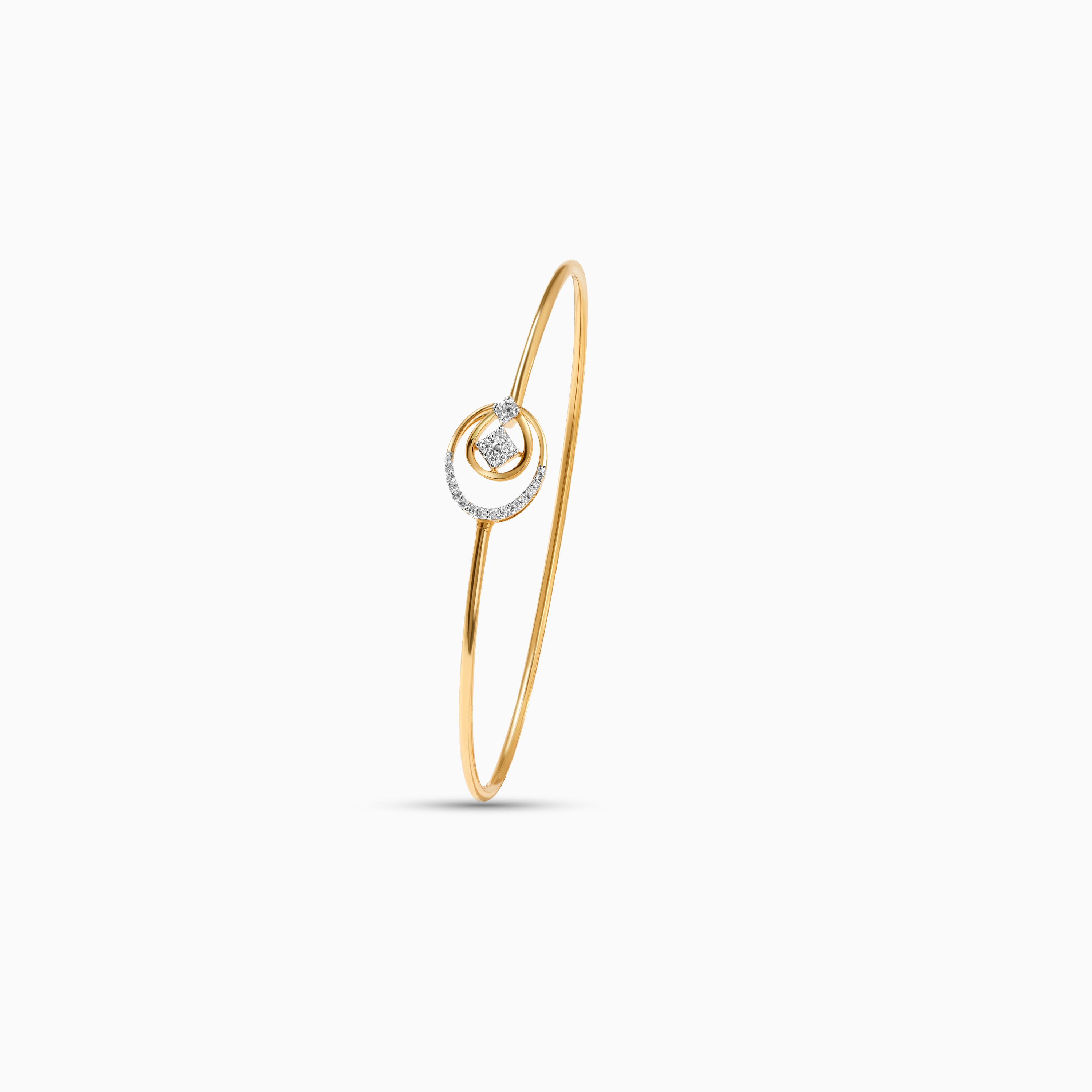 18K Yellow Gold Bangle with Natural Diamonds – Ada Collection