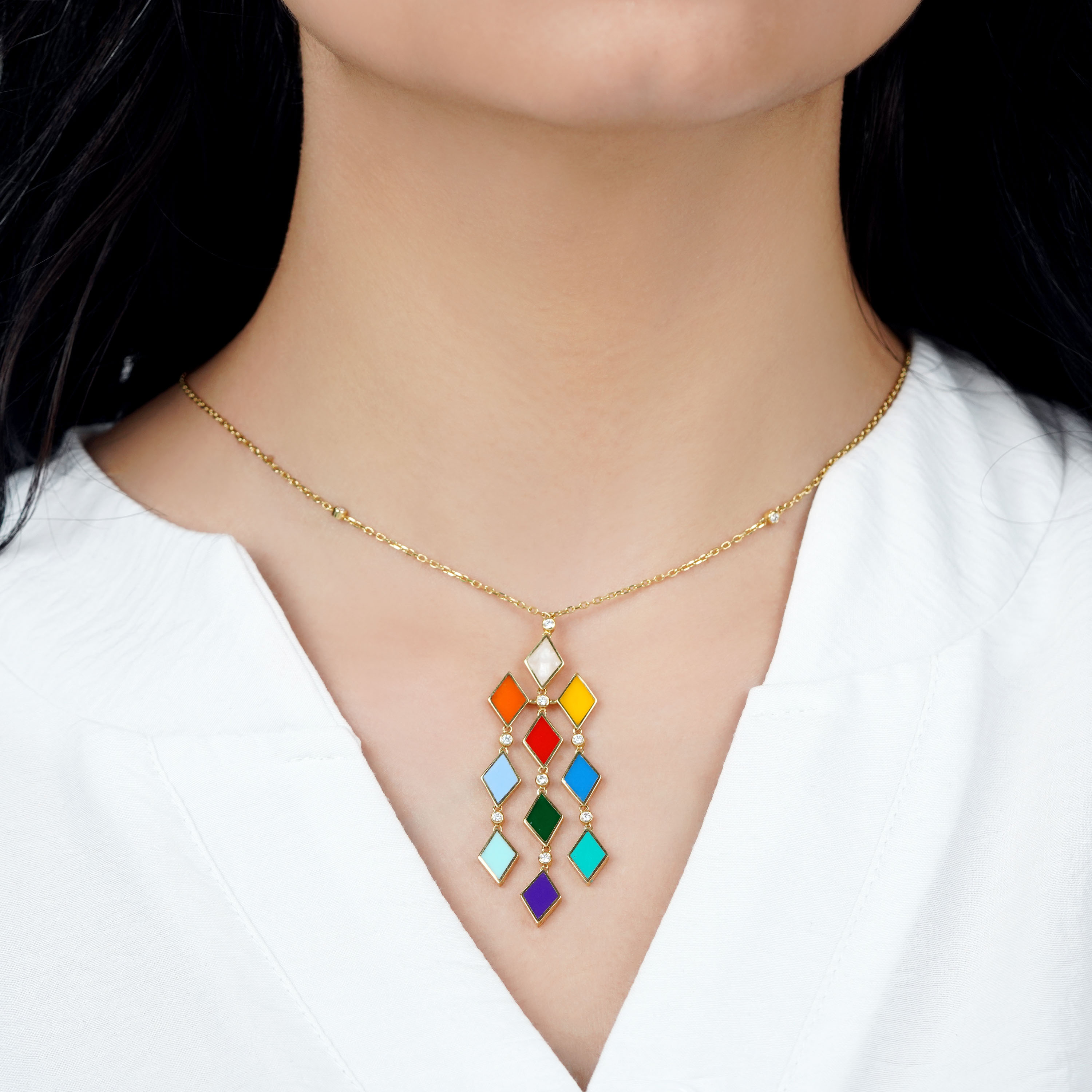 Vibrant 18K Yellow Gold Necklace from Alwan Collection