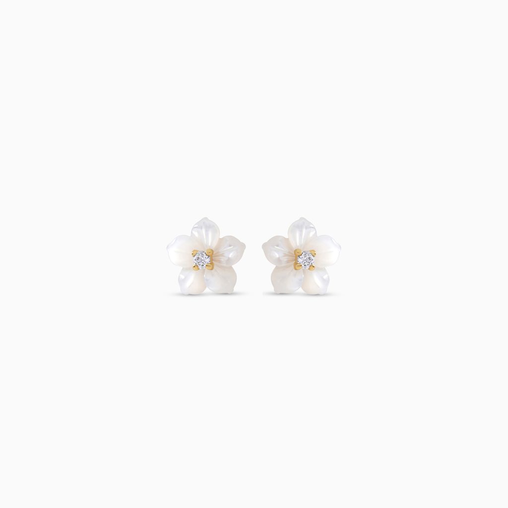 18k Gold Earrings Adorned with White Mother of Pearl Flower | Worood Collection