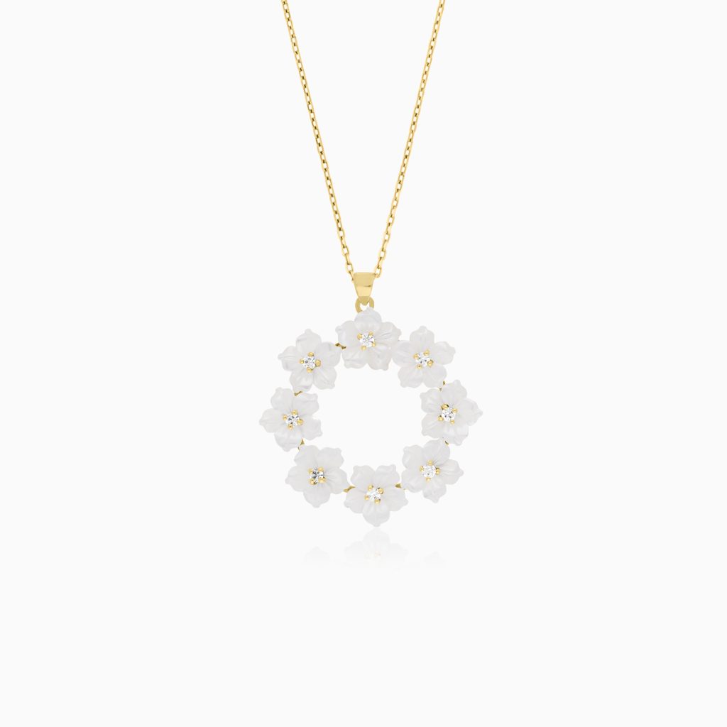 18k Yellow Gold Necklace with Mother of Pearl Flower Motifs and Zircon Stones | Worood Collection