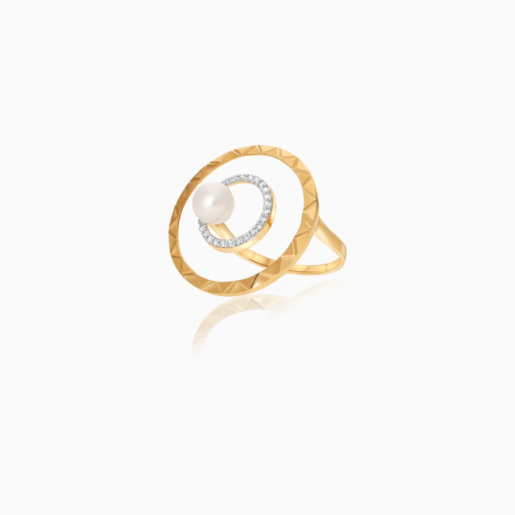 18k Yellow Gold Ring with Pearls and Zircon | Danah Collection